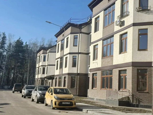 Продам двухкомнатную (2-комн.) квартиру, Березовая Роща ул, 1, Редькино д