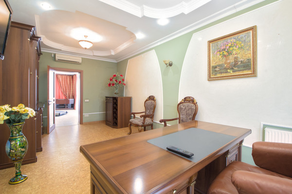 Сдам многокомнатную квартиру, 20-летия ВЛКСМ ул, 54А, Воронеж г