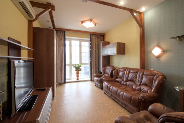 Сдам многокомнатную квартиру, 20-летия ВЛКСМ ул, 54А, Воронеж г