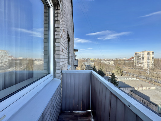 Продам однокомнатную (1-комн.) квартиру, Космонавтов пр-кт, 27к1, Санкт-Петербург г