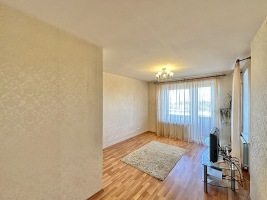 Продам однокомнатную (1-комн.) квартиру, Космонавтов пр-кт, 27к1, Санкт-Петербург г