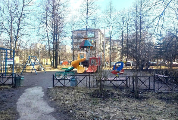 Продам однокомнатную (1-комн.) квартиру, Космонавтов пр-кт, 27к1, Санкт-Петербург г