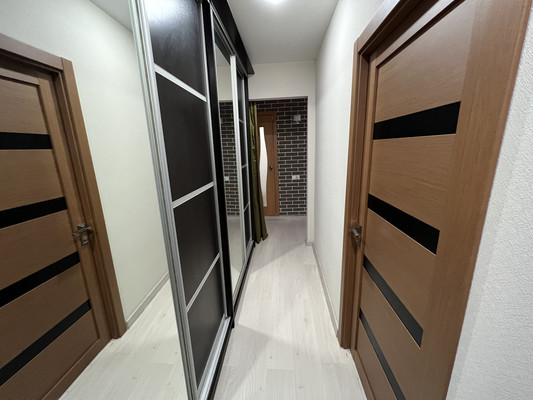 Продам двухкомнатную (2-комн.) квартиру, Королева пр-кт, 11/2, Ростов-на-Дону г