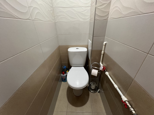 Продам двухкомнатную (2-комн.) квартиру, Королева пр-кт, 11/2, Ростов-на-Дону г