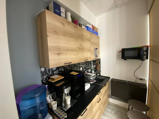 Продам торговое помещение 40,1 м2, Луговая ул, 6нк2, Симферополь г