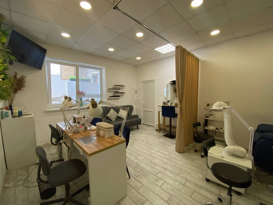 Продам торговое помещение 40,1 м2, Луговая ул, 6нк2, Симферополь г