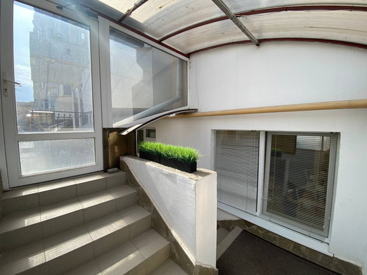 Продам торговое помещение 40,1 м2, Луговая ул, 6нк2, Симферополь г