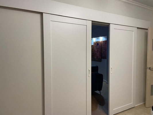 Продам трехкомнатную (3-комн.) квартиру, Комсомольская ул, 15, Уфа г