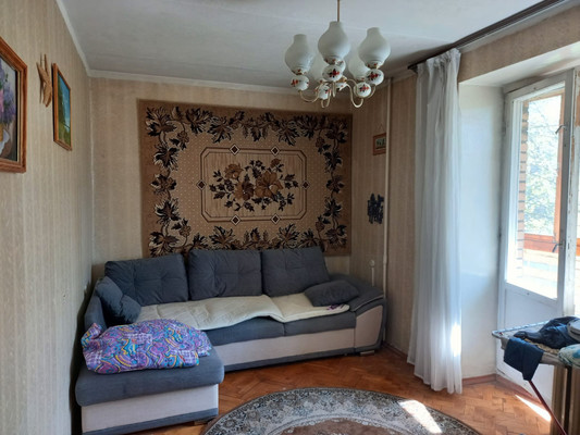 Продам двухкомнатную (2-комн.) квартиру, Паршина ул, 35к1, Москва г