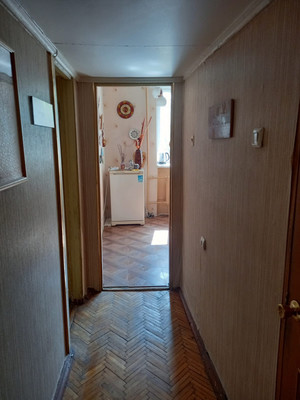 Продам двухкомнатную (2-комн.) квартиру, Паршина ул, 35к1, Москва г