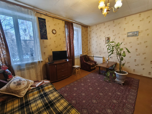 Продам двухкомнатную (2-комн.) квартиру, Культуры ул, 10, Рязань г