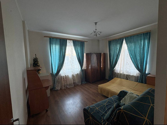 Продам двухкомнатную (2-комн.) квартиру, Мира ул, 4к1, Люберцы г