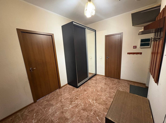 Продам двухкомнатную (2-комн.) квартиру, Мира ул, 4к1, Люберцы г