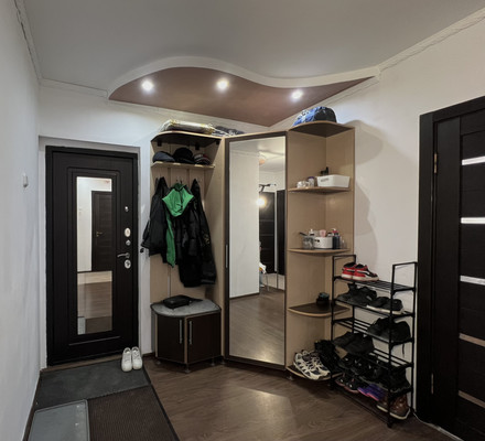 Продам двухкомнатную (2-комн.) квартиру, Ленина ул, 124, Волгодонск г