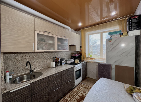 Продам двухкомнатную (2-комн.) квартиру, Ленина ул, 124, Волгодонск г