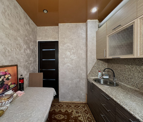 Продам двухкомнатную (2-комн.) квартиру, Ленина ул, 124, Волгодонск г