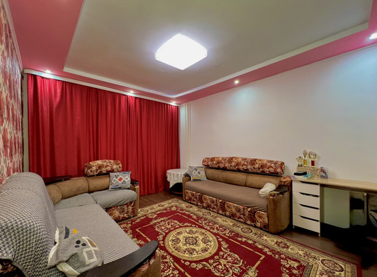 Продам двухкомнатную (2-комн.) квартиру, Ленина ул, 124, Волгодонск г