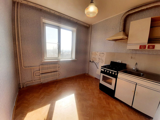 Продам однокомнатную (1-комн.) квартиру, Калининградская ул, 100ка, Воронеж г