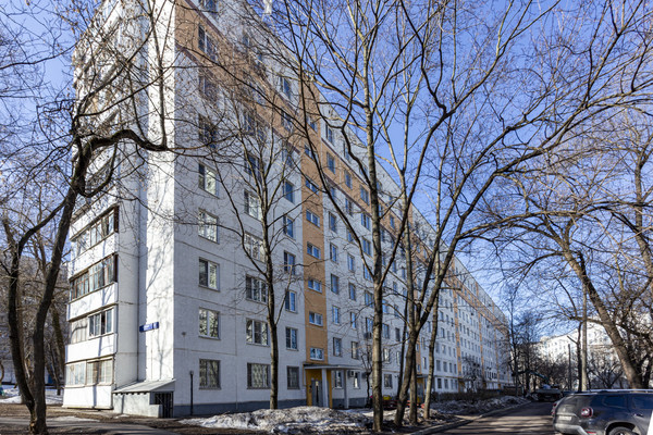 Продам однокомнатную (1-комн.) квартиру, Кленовый б-р, 4, Москва г