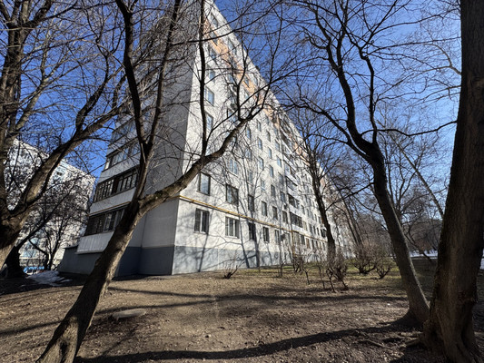 Продам однокомнатную (1-комн.) квартиру, Кленовый б-р, 4, Москва г