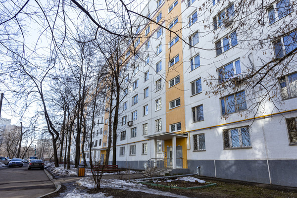 Продам однокомнатную (1-комн.) квартиру, Кленовый б-р, 4, Москва г