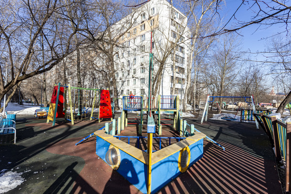 Продам однокомнатную (1-комн.) квартиру, Кленовый б-р, 4, Москва г