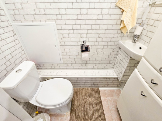 Продам двухкомнатную (2-комн.) квартиру, Георгия Величко ул, 5, Ханты-Мансийск г