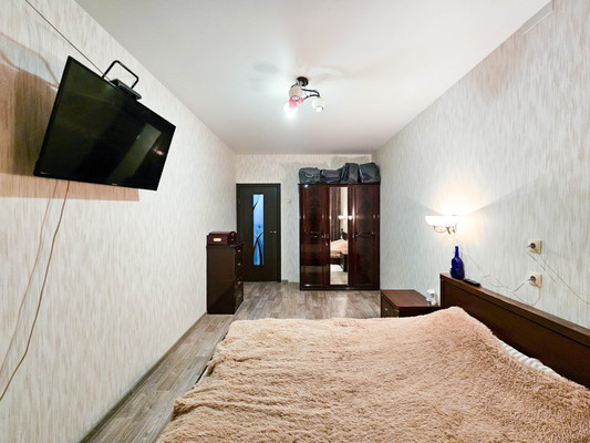 Продам двухкомнатную (2-комн.) квартиру, Георгия Величко ул, 5, Ханты-Мансийск г