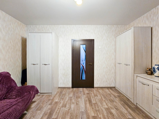 Продам двухкомнатную (2-комн.) квартиру, Георгия Величко ул, 5, Ханты-Мансийск г