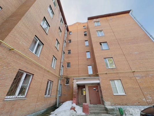 Продам двухкомнатную (2-комн.) квартиру, Орджоникидзе ул, 42, Загорянский дп