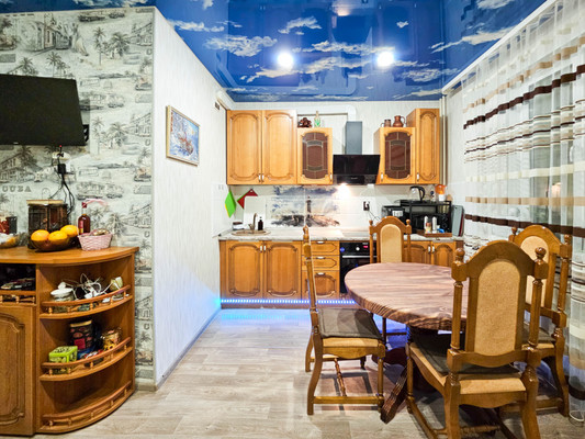 Продам двухкомнатную (2-комн.) квартиру, Георгия Величко ул, 5, Ханты-Мансийск г