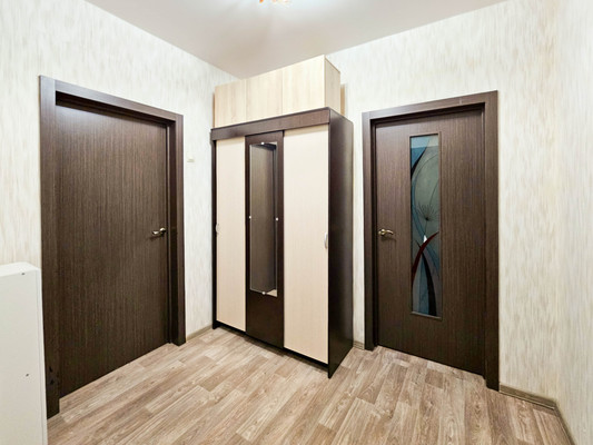 Продам двухкомнатную (2-комн.) квартиру, Георгия Величко ул, 5, Ханты-Мансийск г