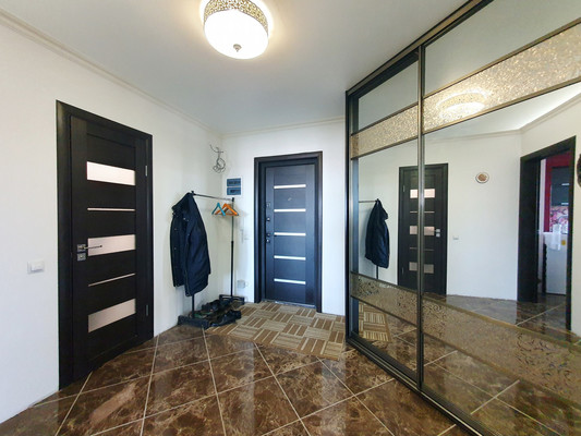 Продам трехкомнатную (3-комн.) квартиру, 50 лет НЛМК ул, 2в, Липецк г