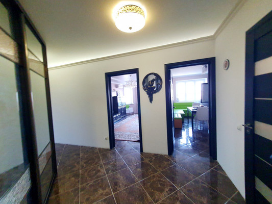 Продам трехкомнатную (3-комн.) квартиру, 50 лет НЛМК ул, 2в, Липецк г