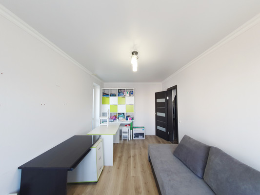 Продам трехкомнатную (3-комн.) квартиру, 50 лет НЛМК ул, 2в, Липецк г