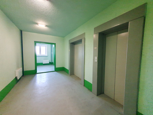 Продам трехкомнатную (3-комн.) квартиру, 50 лет НЛМК ул, 2в, Липецк г