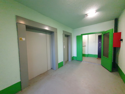 Продам трехкомнатную (3-комн.) квартиру, 50 лет НЛМК ул, 2в, Липецк г