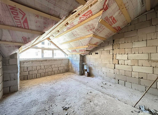 Продам двухкомнатную (2-комн.) квартиру, Солнечная ул, 7, Нальчик г