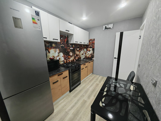 Продам однокомнатную (1-комн.) квартиру, Советская ул, 37к2, Комсомольск-на-Амуре г