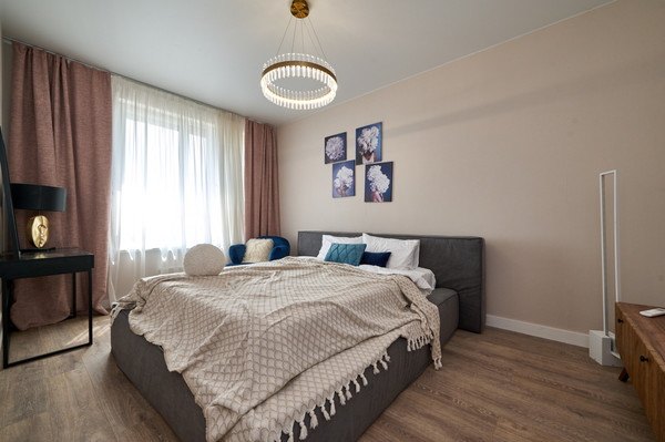 Продам двухкомнатную (2-комн.) квартиру, Торговая ул, 6, Заречье рп