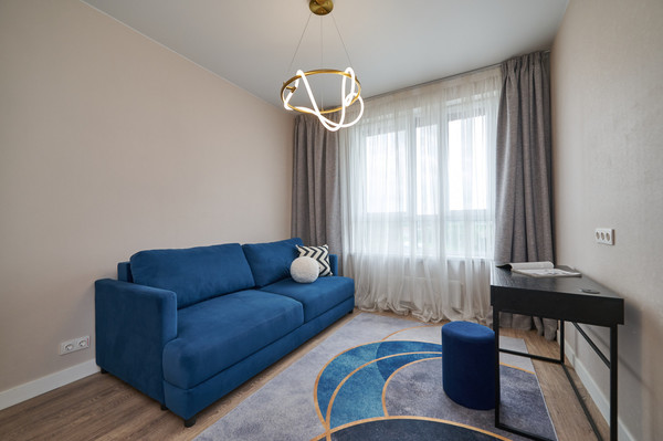 Продам двухкомнатную (2-комн.) квартиру, Торговая ул, 6, Заречье рп