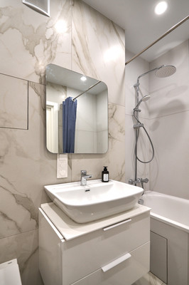 Продам двухкомнатную (2-комн.) квартиру, Торговая ул, 6, Заречье рп