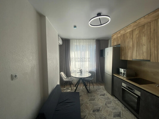 Продам однокомнатную (1-комн.) квартиру, Гренадерская ул, 9к1, Десеновское п