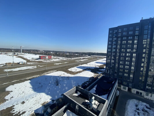 Продам однокомнатную (1-комн.) квартиру, Гренадерская ул, 9к1, Десеновское п