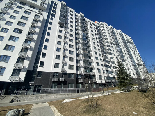 Продам однокомнатную (1-комн.) квартиру, Гренадерская ул, 9к1, Десеновское п