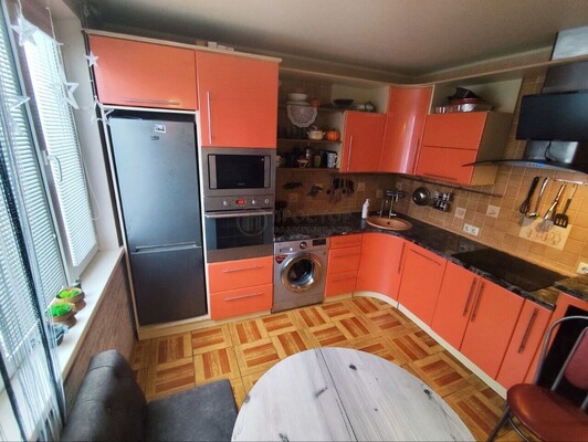 Продам трехкомнатную (3-комн.) квартиру, Борисовские Пруды ул, 16к1, Москва г