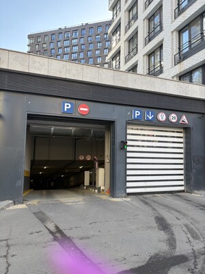 Продам трехкомнатную (3-комн.) квартиру, Гжатская ул, 5к7, Москва г