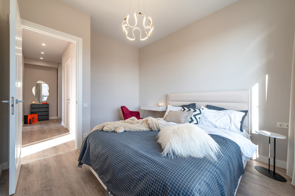 Продам двухкомнатную (2-комн.) квартиру, Луговая ул, 6кк1, Заречье рп