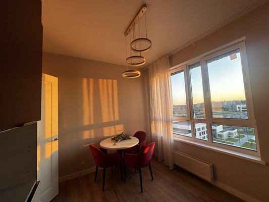 Продам двухкомнатную (2-комн.) квартиру, Луговая ул, 6кк1, Заречье рп