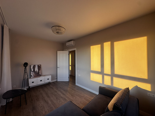 Продам двухкомнатную (2-комн.) квартиру, Луговая ул, 6кк1, Заречье рп